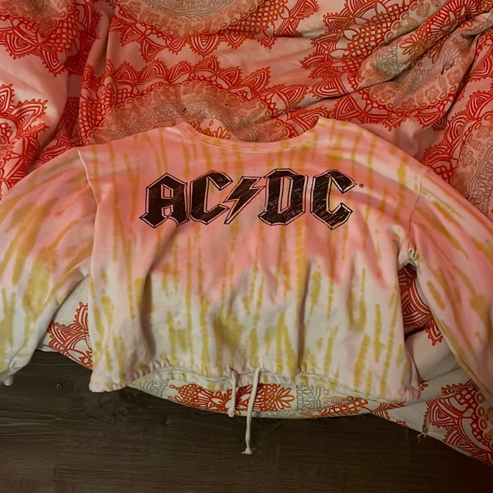 Sweatshirt|Crop Top|Large|Meijer|Women